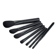 7Pcs Professional Cosmetic Makeup Foundation Powder Brush Set Eyeshadow Eyeliner Lip Brushes Tools