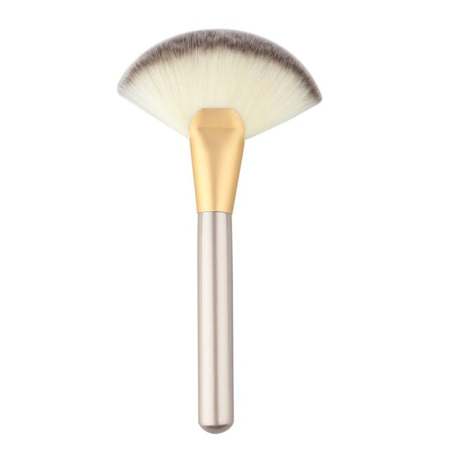 Beautiful and Stylish easy to carry Makeup Large Fan Goat Hair Blush Face Powder Foundation Cosmetic Brush Anne