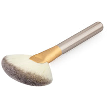 Beautiful and Stylish easy to carry Makeup Large Fan Goat Hair Blush Face Powder Foundation Cosmetic Brush Anne