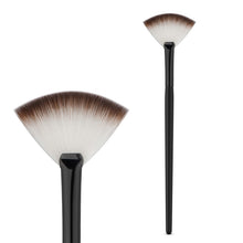 Fan Shape Powder Concealer Blending Brush Professional Highlighter Foundation Cosmetic Brush Make Up