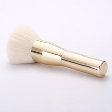 Gold Color 20cm Length Blush Brush Cosmetics Make Up Brushes Easy to stick powder, natural color, rendering uniform Anne
