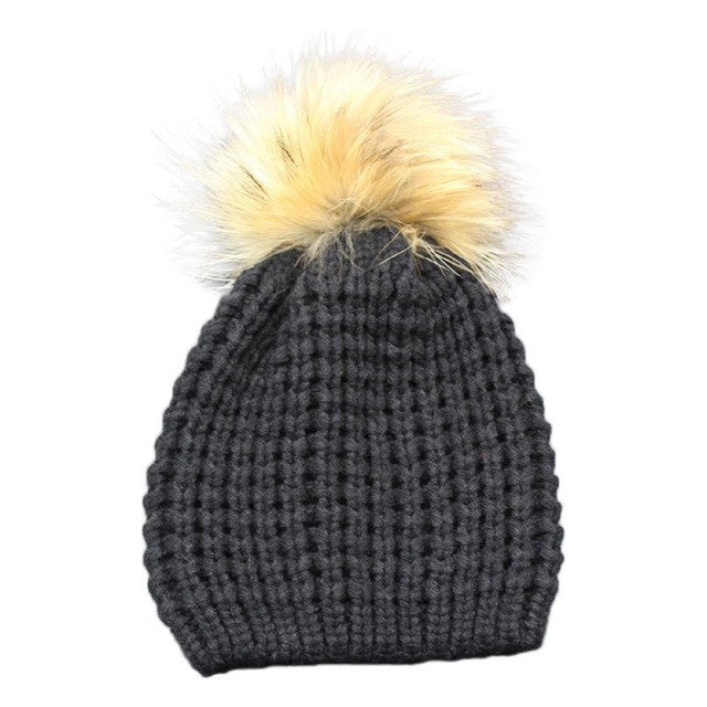High Quality Women Winter Hats Pineapple Knitted Crochet Caps With Large Fur Pompon Winter Warm Hats For Women Bonnet