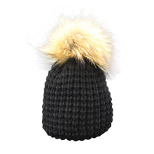 High Quality Women Winter Hats Pineapple Knitted Crochet Caps With Large Fur Pompon Winter Warm Hats For Women Bonnet